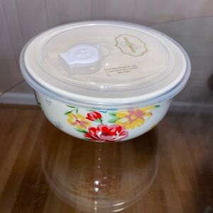 - Brand new Grace Pantry Bowl With Lid 6”